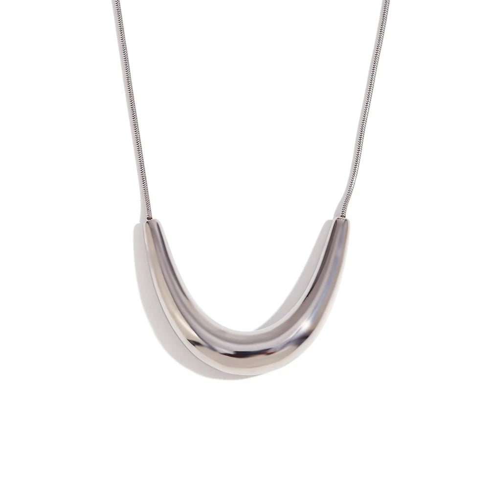 Arc V-Shaped Pendant Necklace - 18K Gold Plated Snake Bone Chain