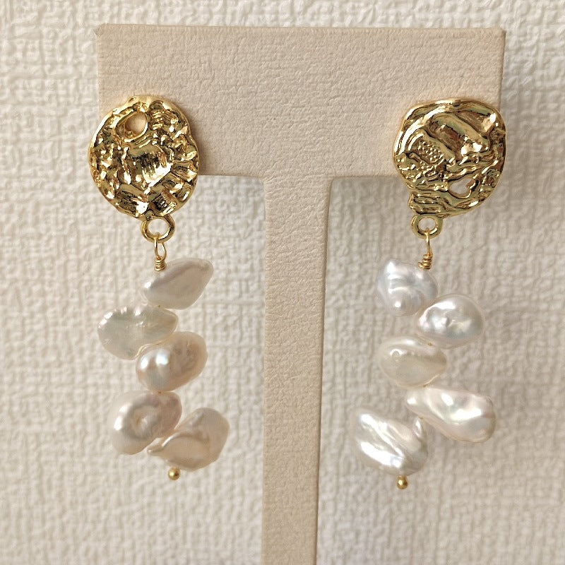 Women's New Fashion Pearl Earrings