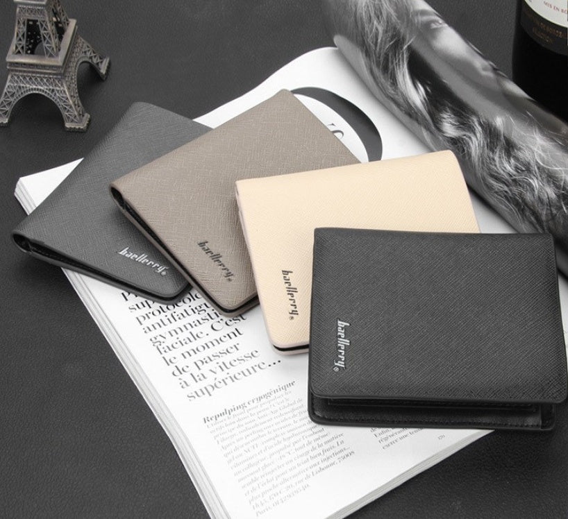 Short wallet credit card holder