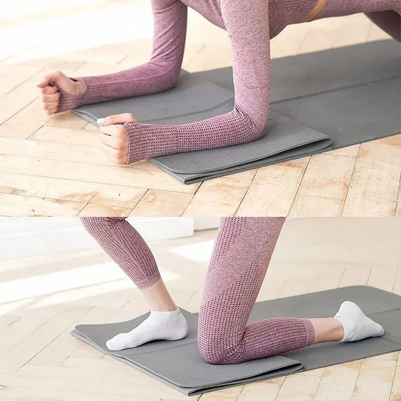 Eco-Friendly TPE Travel Yoga Mat: Foldable, Non-Slip, Lightweight