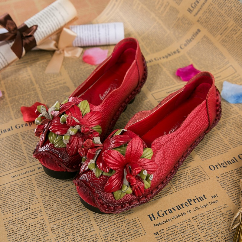 Genuine Leather Soft Soled Comfy Flower Flats Loafer - Elegant Casual Footwear for Women