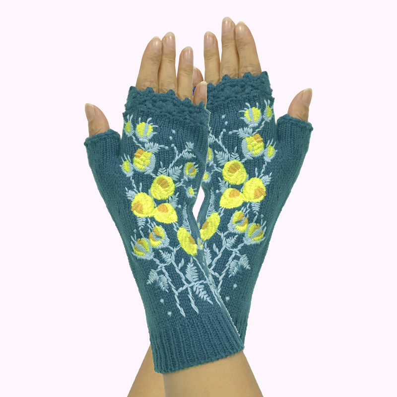 Women's knitted embroidery gloves