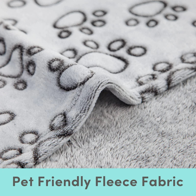 Soft Warm Dog Blanket with Cute Paw Print