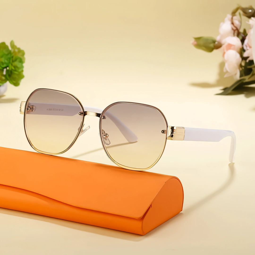 Trendsetting Oversized Rimless Round Sunglasses