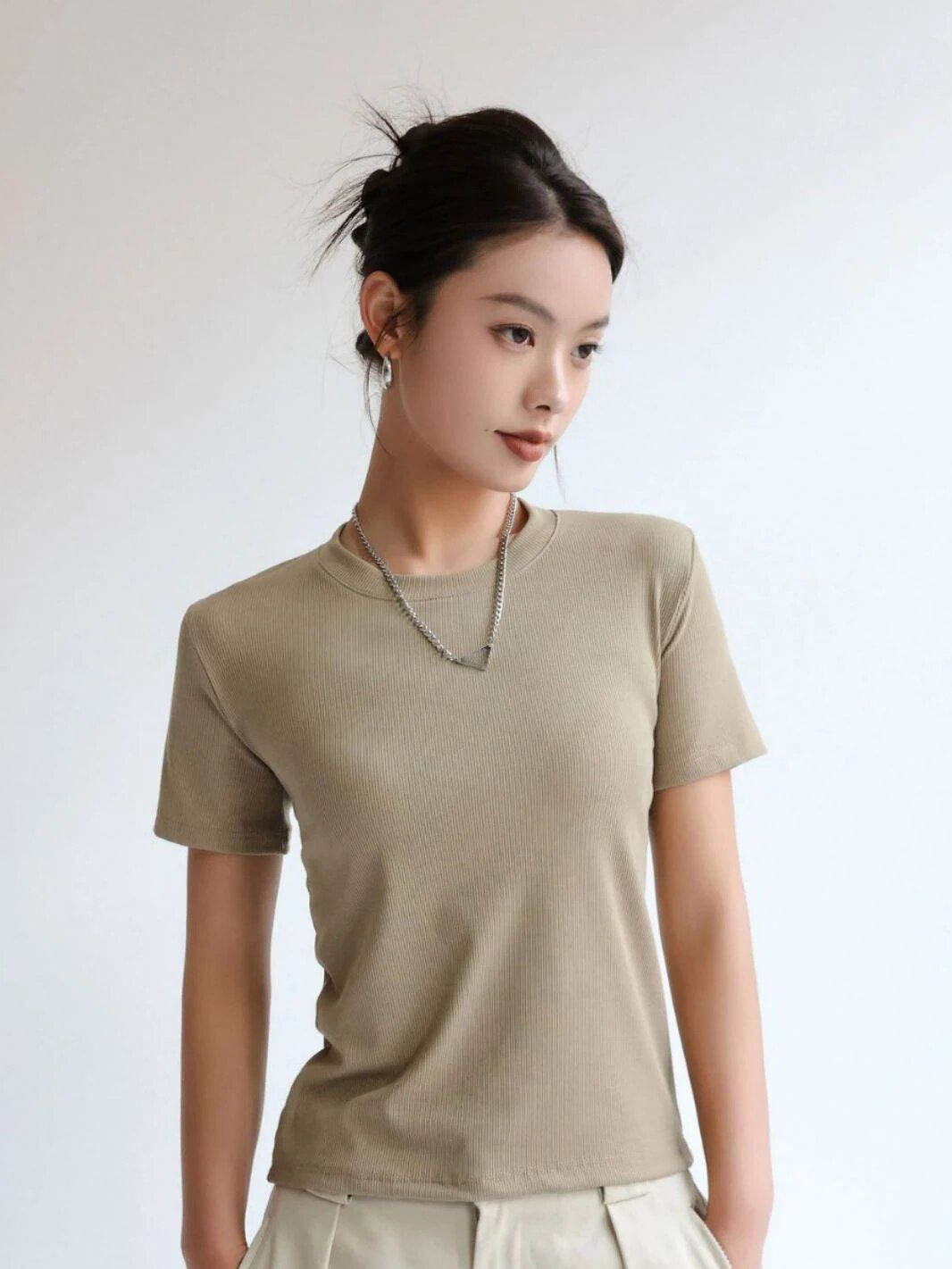 Women's Ribbed Round Neck T-Shirt