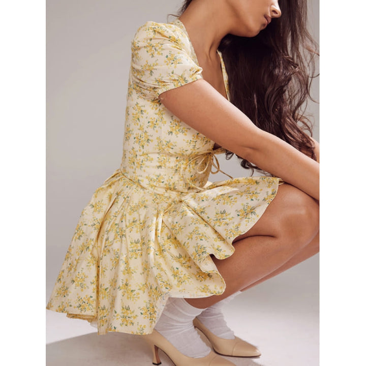 Summer Flair Deep V Floral Puff Sleeve Dress