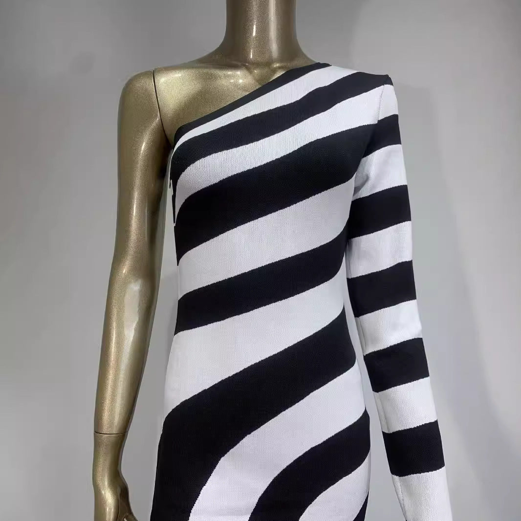 Zebra Stripe Shoulder Long Sleeve Exposed Leg Bandage One-piece Dress