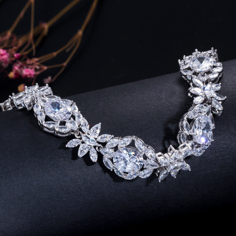 AAA Zircon Fashion Ladies Temperament Floral Hand Jewelry