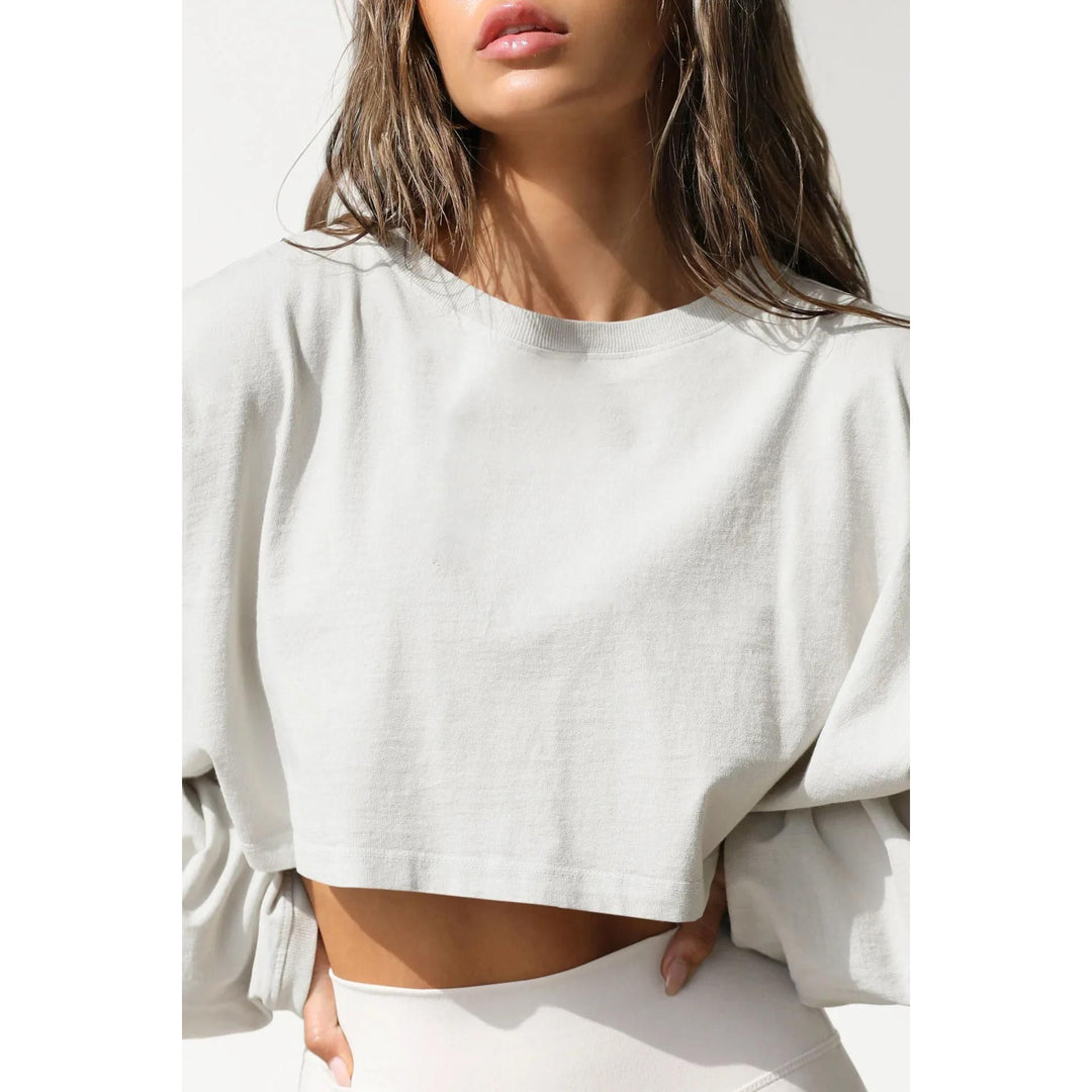 Oversized Streetwear-Inspired Crop Hoodie