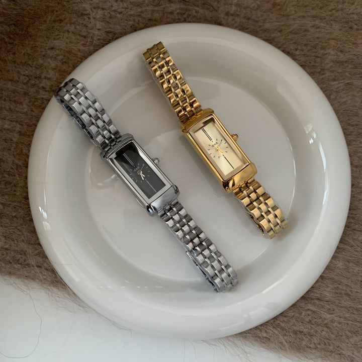 Women's Rectangular Gold Fashion Retro Steel Belt Quartz Watch