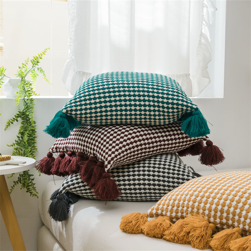 Spot Plaid Tassel Cushion Cover