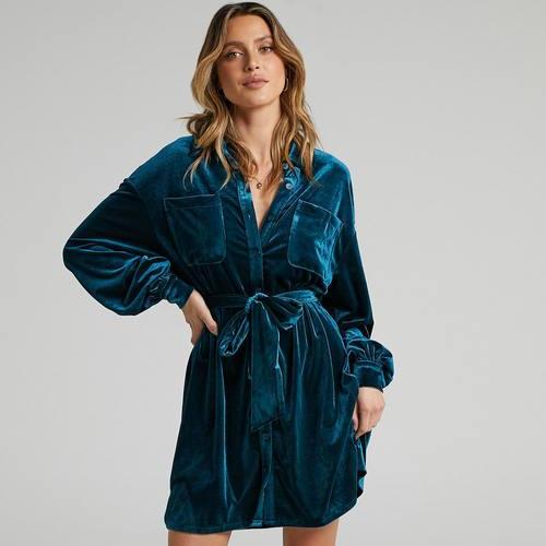 Autumn Women's Velvet Long Sleeve Mini Dress