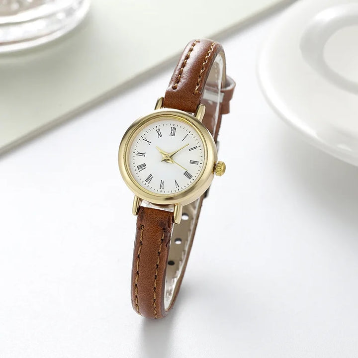 Elegant Quartz Leather Wristwatch for Women – Classic Minimalist Design