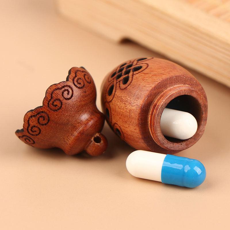 Portable Mini Black Sandalwood Cloud Pattern Sachet