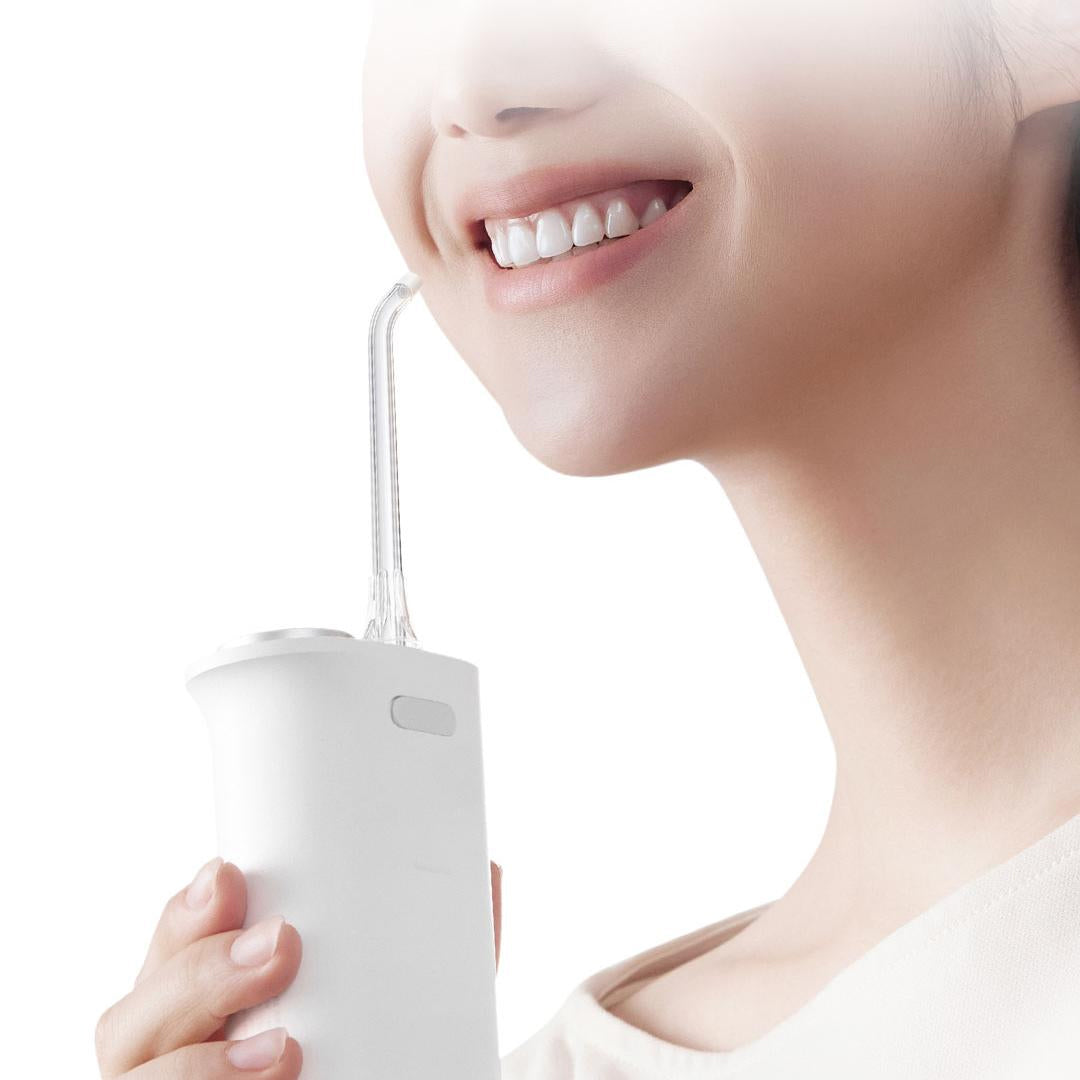 Portable Electric Water Flosser with 200ML Tank for Teeth Whitening and Plaque Removal