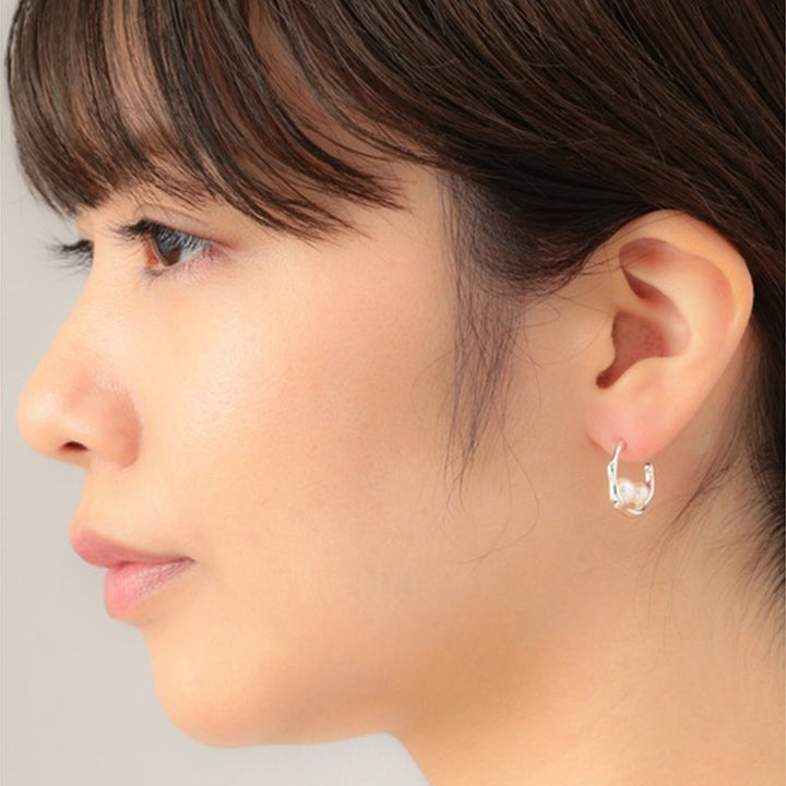 Light Luxury Cold Natural Pearl Earrings