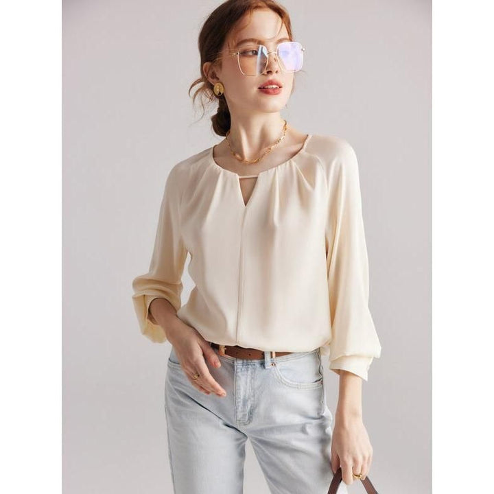 Chic Silk Blend Raglan Sleeve Blouse