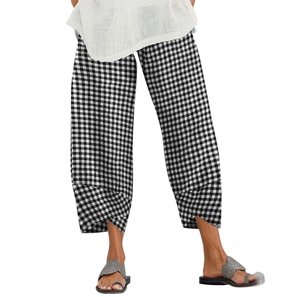 Cropped Pants With Checkered Panels For Versatility