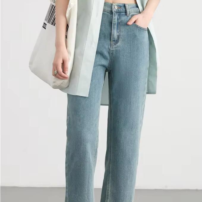 Women’s High-Waisted Denim Cropped Jeans