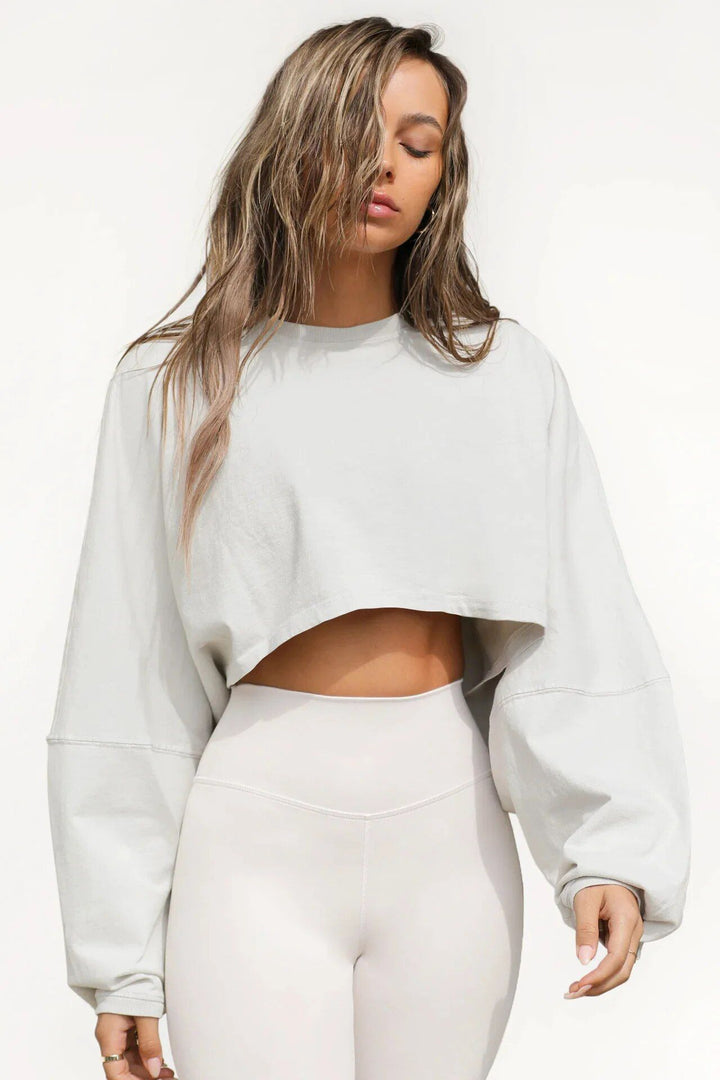 Oversized Streetwear-Inspired Crop Hoodie