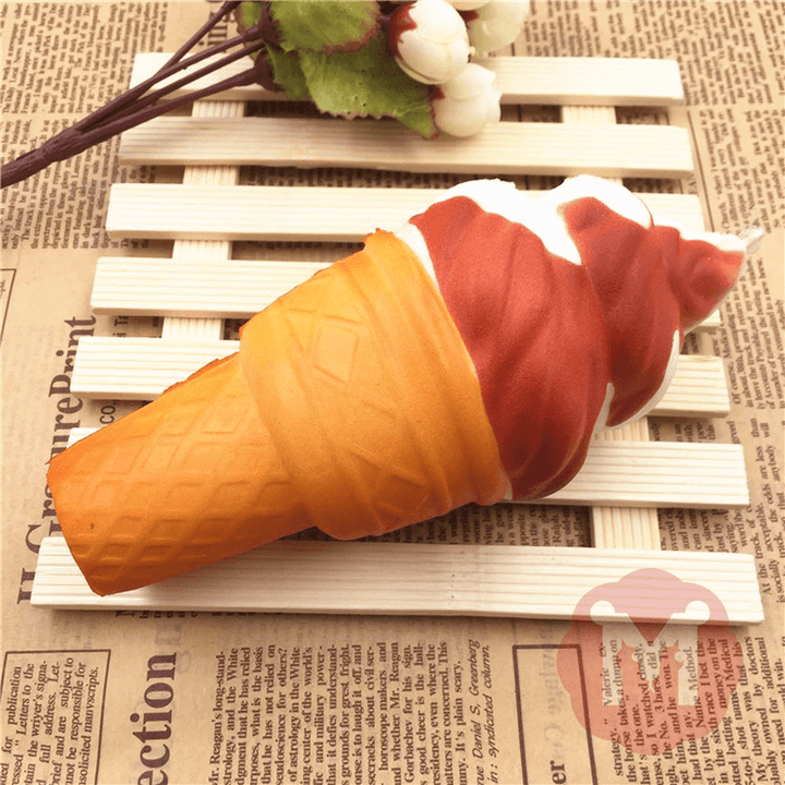 Squishy Jumbo Ice Cream Cone 17Cm Slow Rising Soft Collection Decor Gift Phone Bag Strap - MRSLM