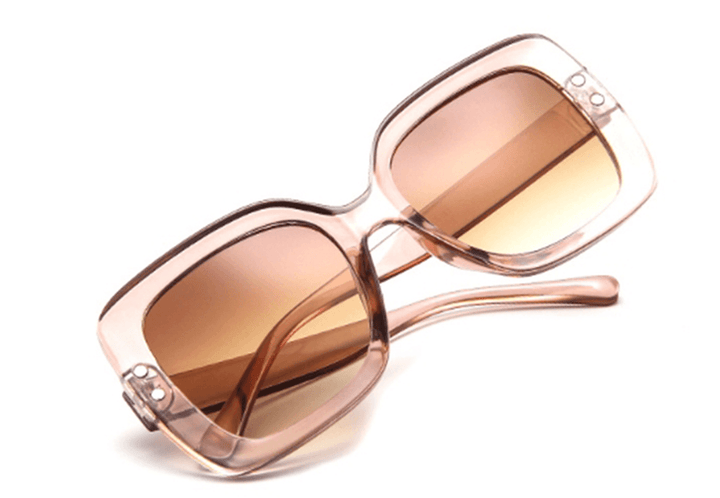 European and American Square Retro Rice Nail Sunglasses - MRSLM