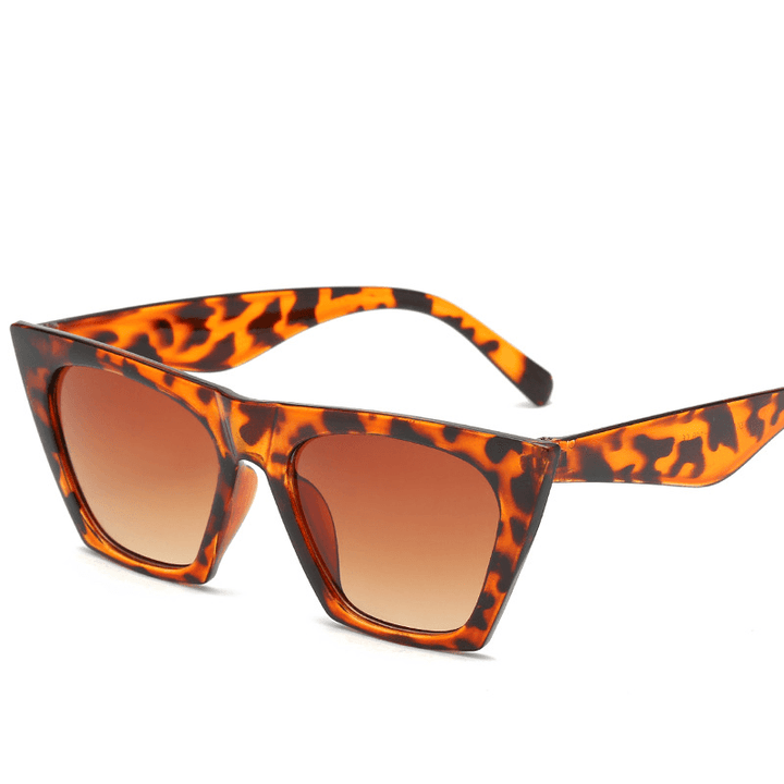 European and American Trend Square Sunglasses - MRSLM