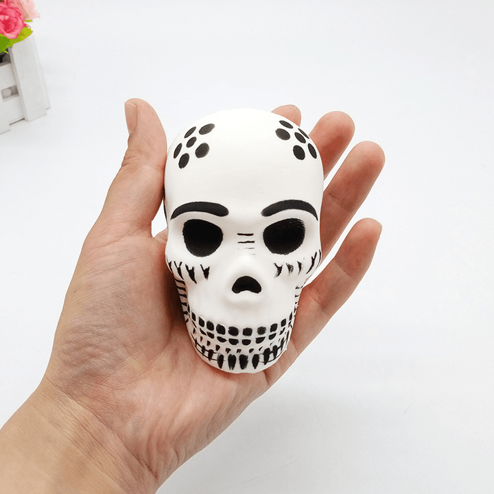 Funny Skull Scented Charm Slow Rising Children Interesting Anti-Stress Toys Squeeze Toys - MRSLM