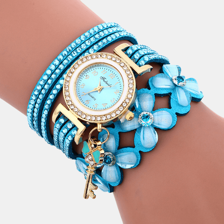 Fashion Crystal Circle Bracelet Women Watch Simple Dial Flowear Patterns Quartz Watch - MRSLM