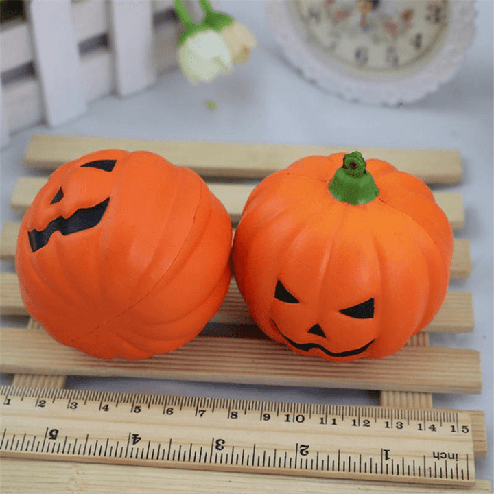 Wholesale 20PCS 7CM Halloween Squishy Simulation Random Super Slow Rising Smile Pumpkin Squishy Fun Toys Decoration - MRSLM