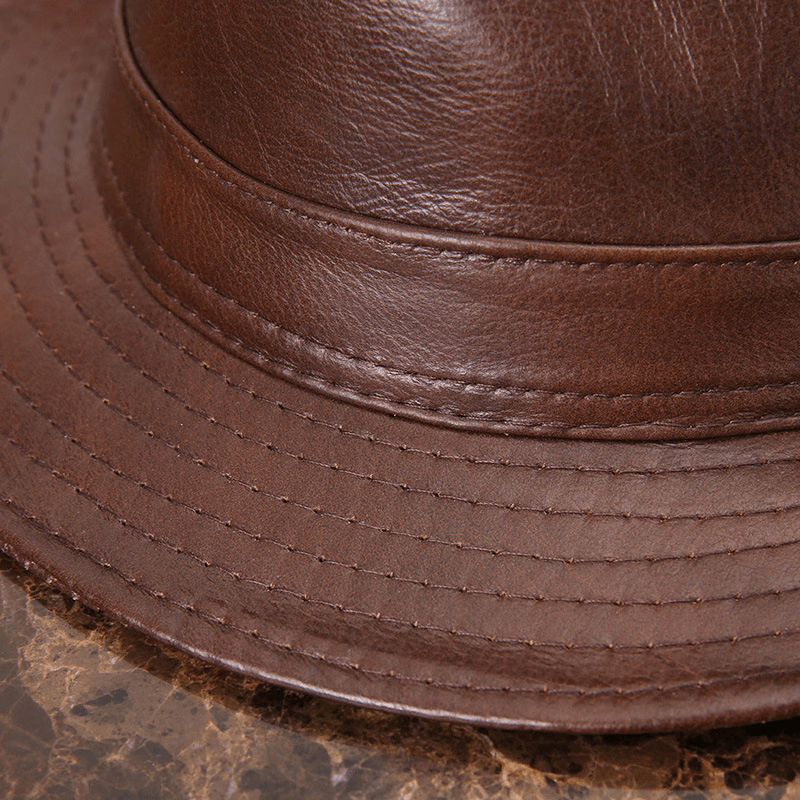 Men'S and Women'S Cowhide Hats with Big Eaves on the Street - MRSLM