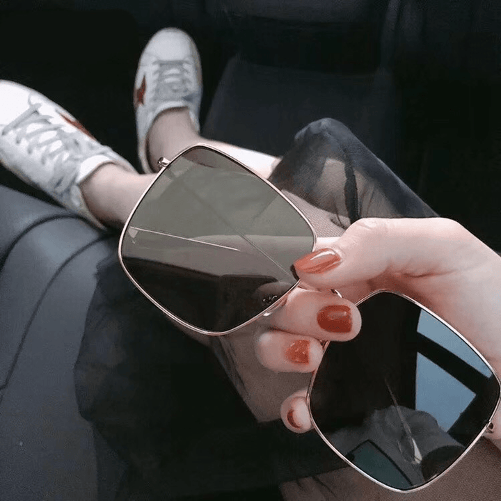 Korean Style Men'S and Women'S Square Retro Sunglasses - MRSLM