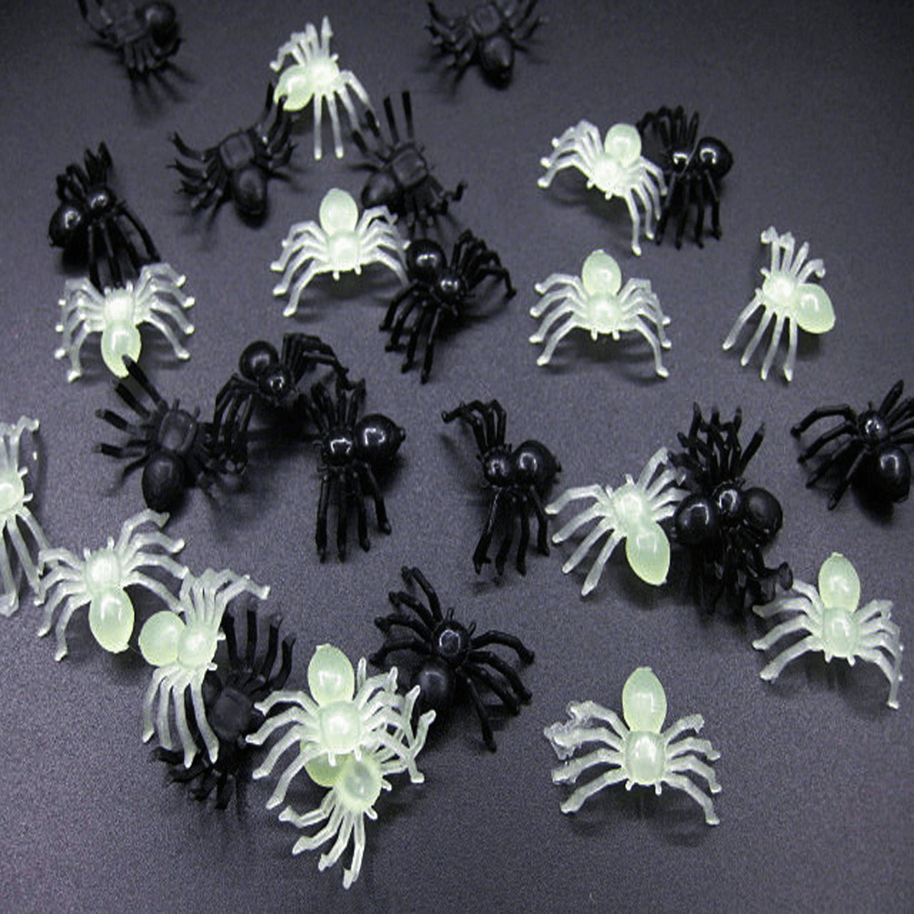 Black /White Luminous Spider Halloween Mini Plastic Joking Birthday Toys Realistic Small Plastic Spider DIY Decoration - MRSLM