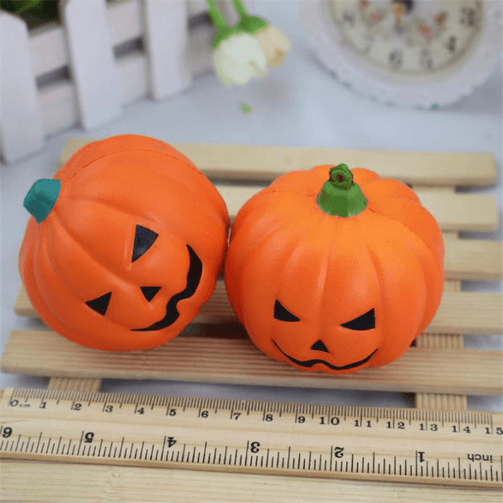 Wholesale 20PCS 7CM Halloween Squishy Simulation Random Super Slow Rising Smile Pumpkin Squishy Fun Toys Decoration - MRSLM