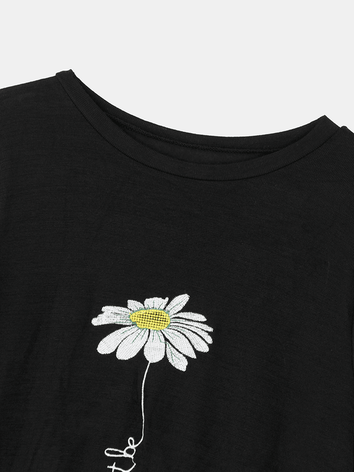 Women Daisy Embroidery round Neck Casual Short Sleeve T-Shirts - MRSLM