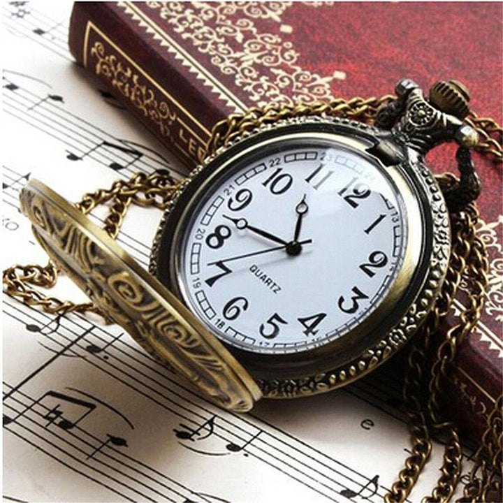 Unisex Antique Case Vintage Brass Rib Chain Train Pattern Quartz Pocket Watch - MRSLM