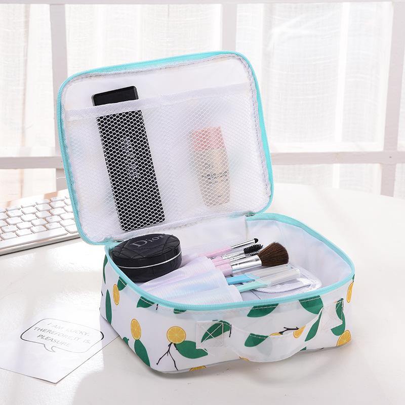 Fresh Style Portable Cosmetic Bag Travel Waterproof Wash Bag - MRSLM